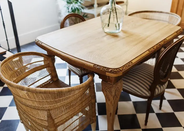 La Colonial De Lujo *