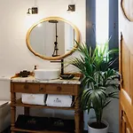La Colonial De Lujo *